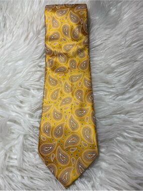 Ermenegildo Zegna Yellow Paisley Silk Tie with Brown and Blue Accents